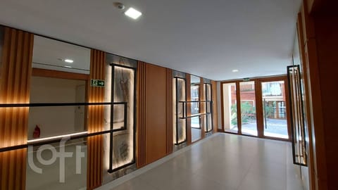 Image 7 - 264385